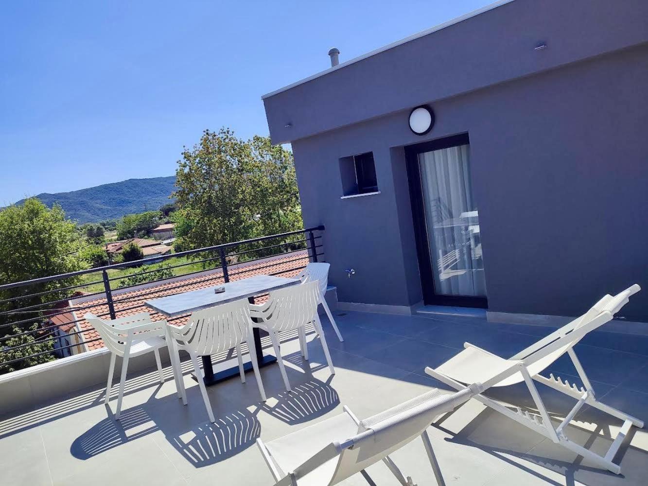 Four Shades Luxury Suites Szárti Kültér fotó