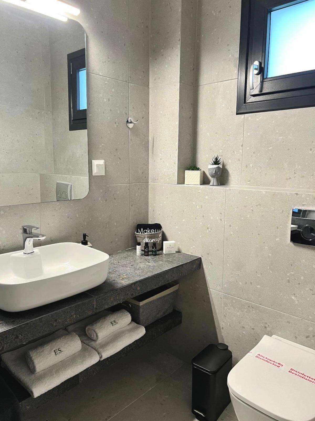 Four Shades Luxury Suites Szárti Kültér fotó