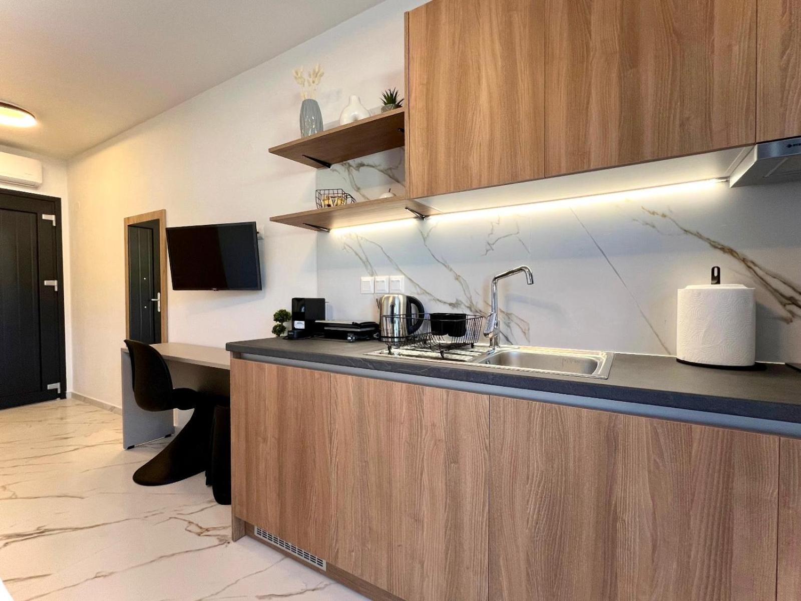 Four Shades Luxury Suites Szárti Kültér fotó